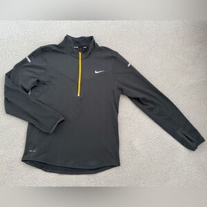 Nike Men's Nike Elements running half zip fleece lined top